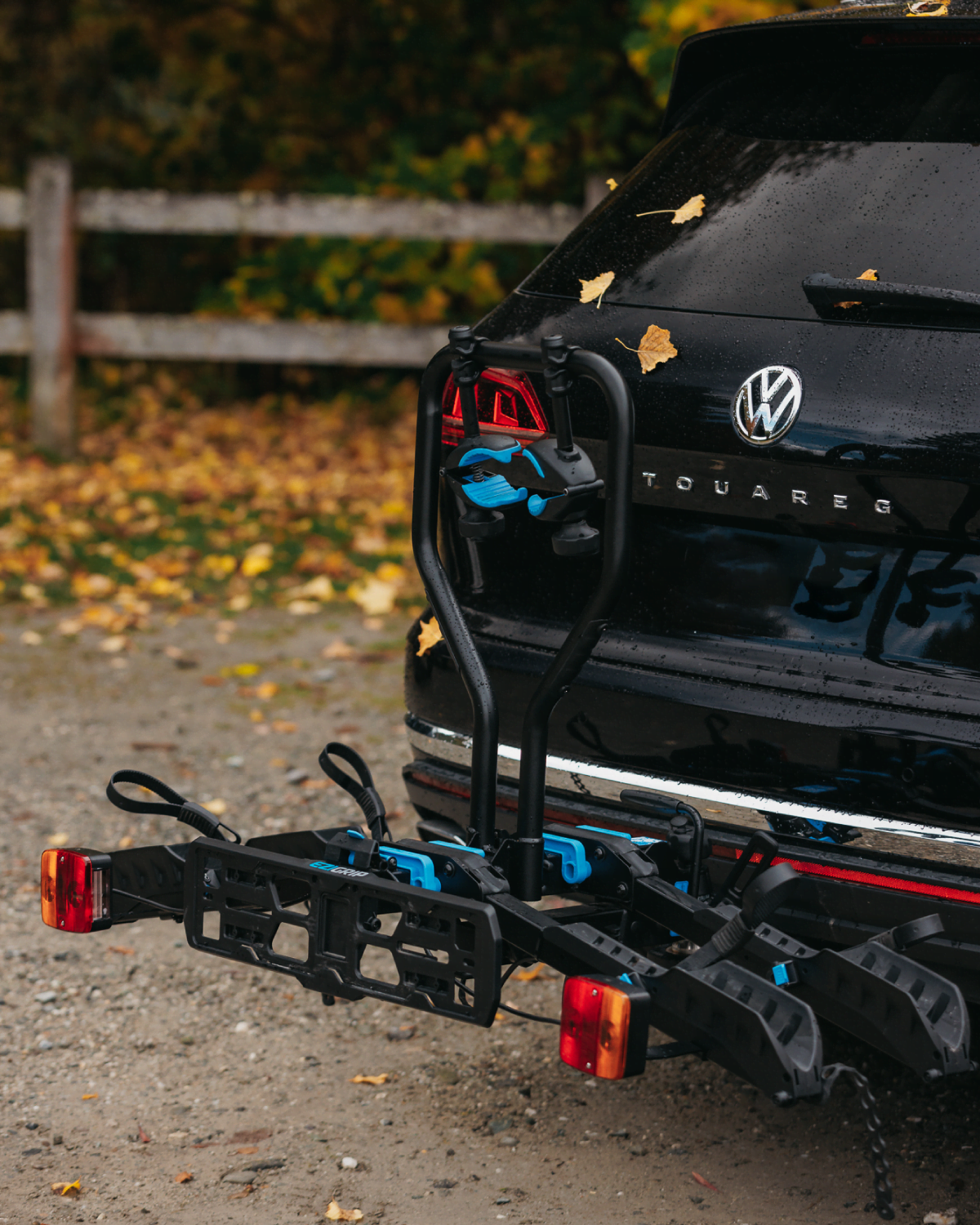 A view of an Ezigrip E-Rack 2 bike rack on the back of an SUV